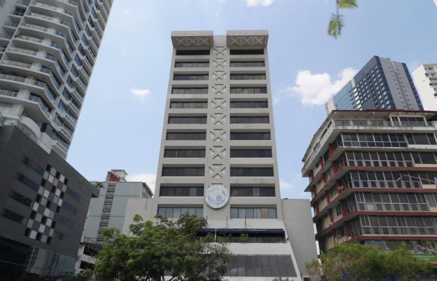 MEF: Gobierno cumple meta de recaudación de ingresos en los primeros tres meses del año 2024