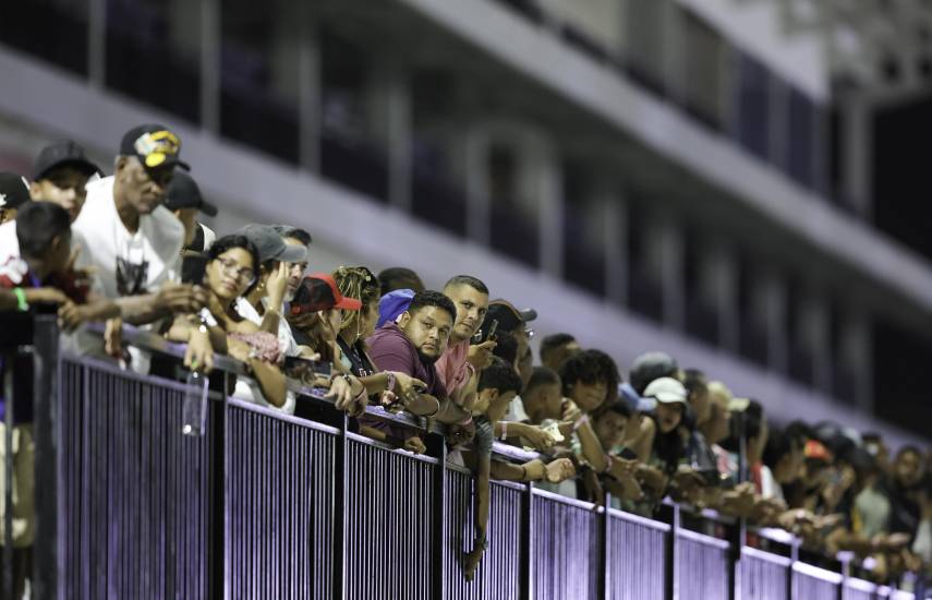 El Drag Challenge encendió el Autódromo Panamá