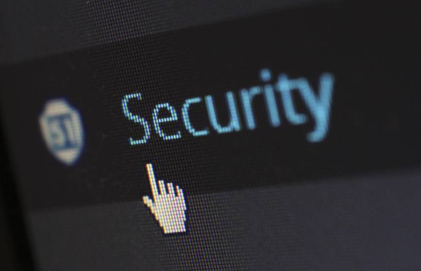 PEXELS | Alerta de ciberseguridad.