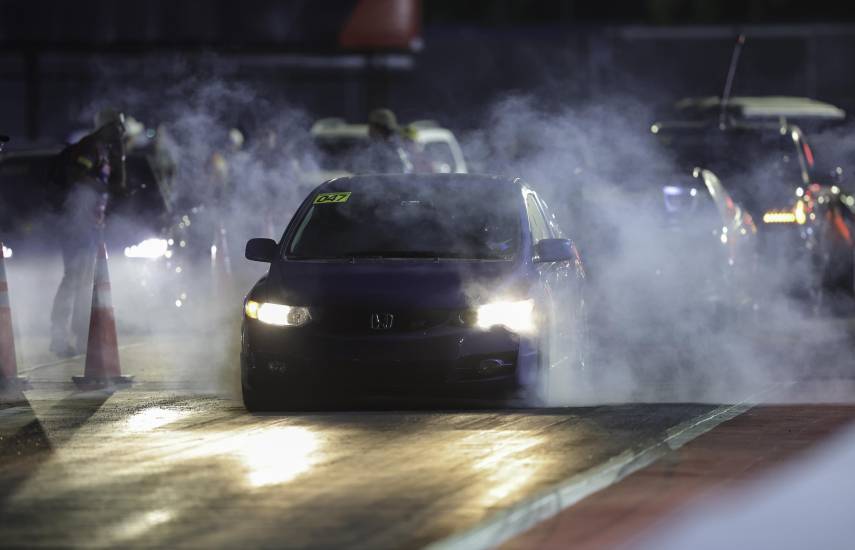El Drag Challenge encendió el Autódromo Panamá