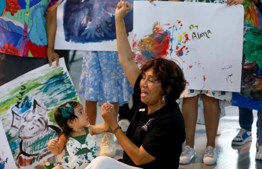 Más de 500 niños participan en taller de pintura en Ciudad de las Artes