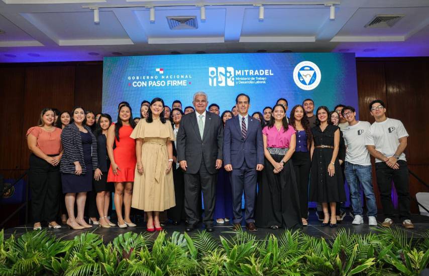 $!Presidente Mulino pone en marcha la Ley de Pasantías con el respaldo del sector privado