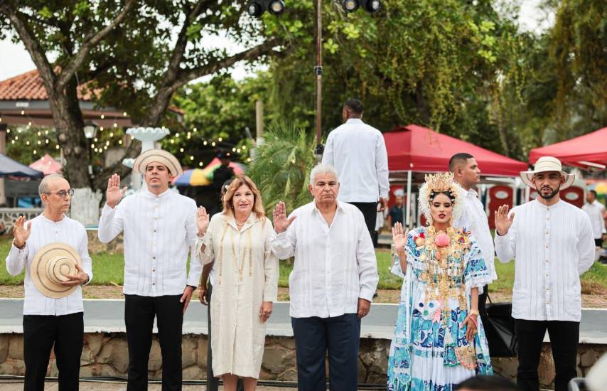 Inician actos protocolares del 10 de noviembre en La Villa de Los Santos