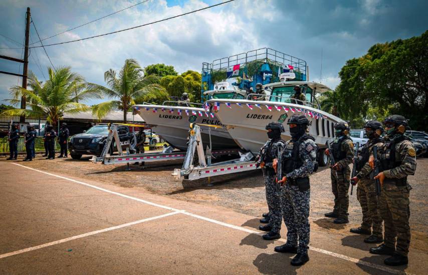 Reino Unido entrega embarcaciones repotenciadas a Panamá para la lucha contra el narcotráfico