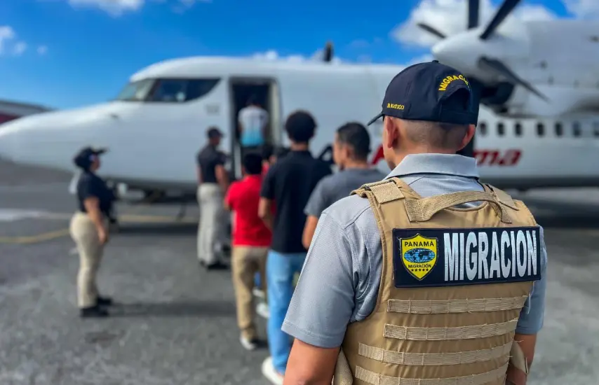 Por irregularidades y antecedentes penales, deportan a 33 nicaragüenses