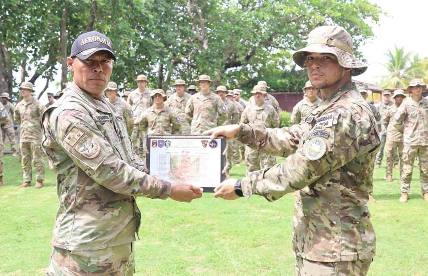 Clausuran el sexto curso de entrenamiento en supervivencia de selva entre Panamá y Estados Unidos
