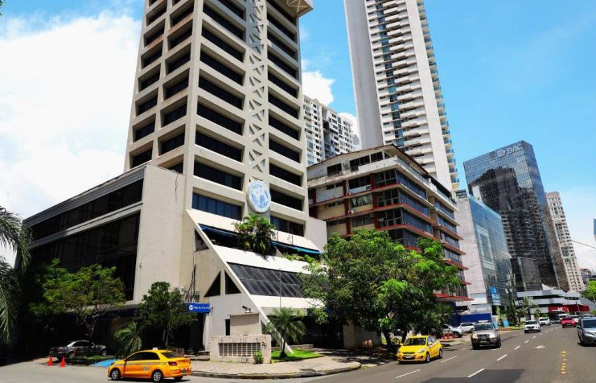 Gravar la economía digital para elevar la recaudación sigue en la agenda