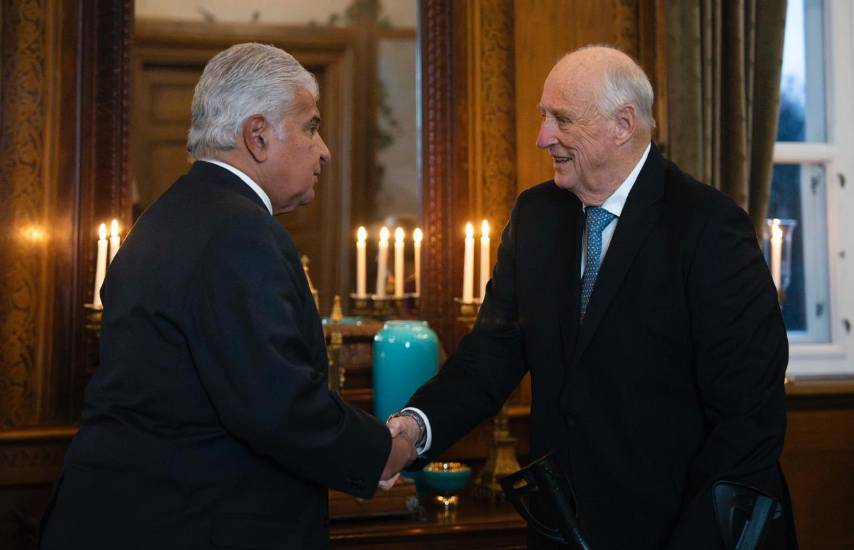 El rey de Noruega felicita a Panamá por ser pilar de la democracia en Latinoamérica