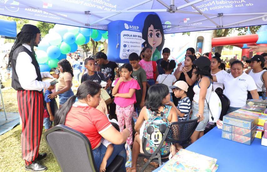 ML | Niños en el Parque Omar.