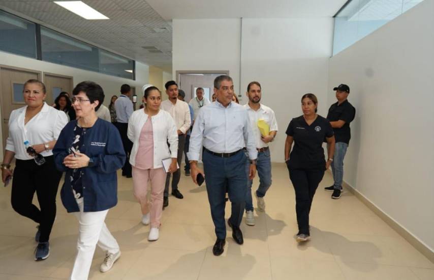 Ministro Sucre inspecciona Instituto Especializado en Neurodesarrollo Integral