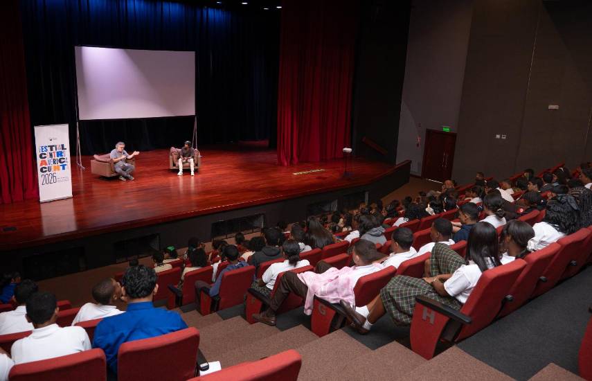 Abner Benaim impulsa el cine nacional con emotivo cineforo en Colón