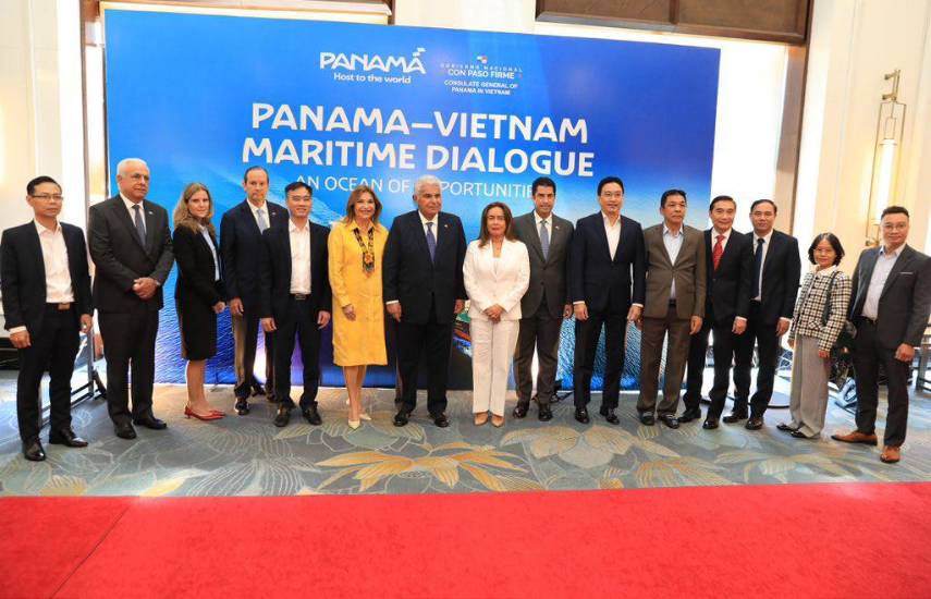 Presidente Mulino afianza relación marítima con navieras de Vietnam