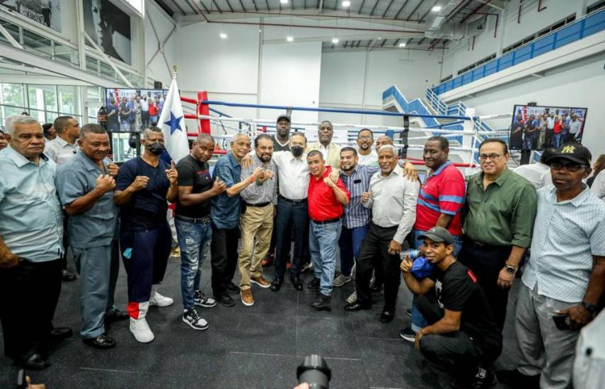 Nuevo Centro de Entrenamiento de Boxeo en la Cinta Costera