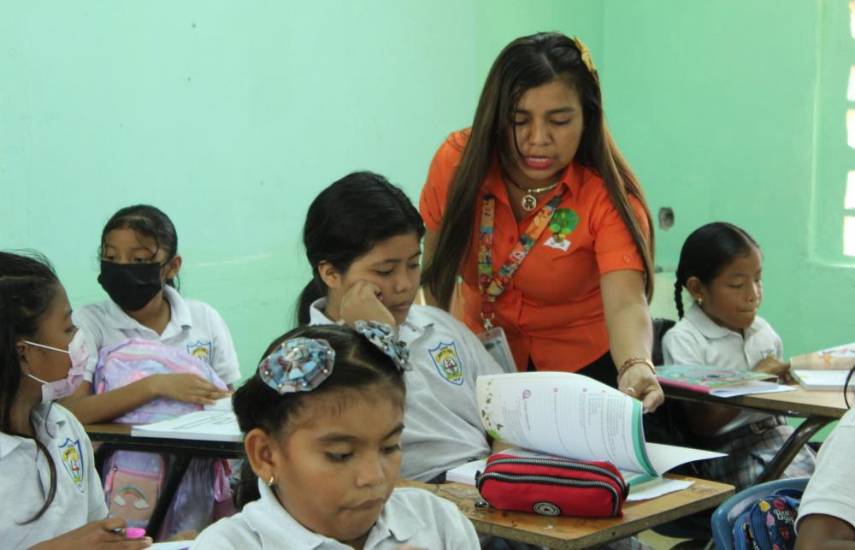 Recursos educativos en escuelas oficiales del país dan resultados positivos