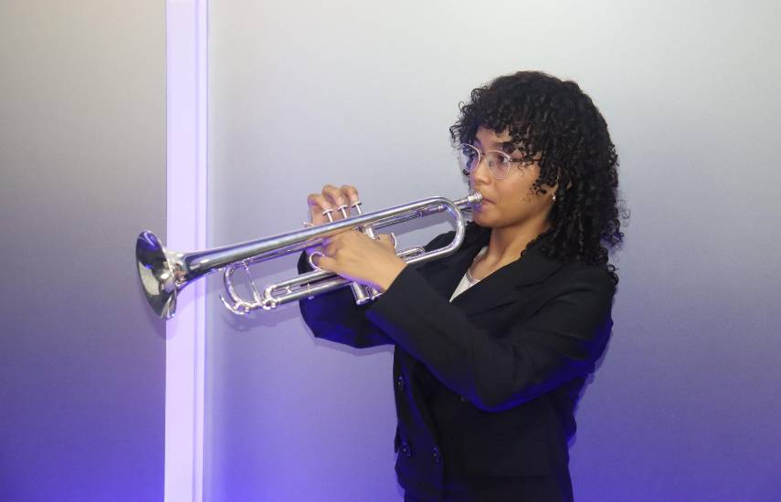 Eleany Mejía: La trompetista que rompe esquemas