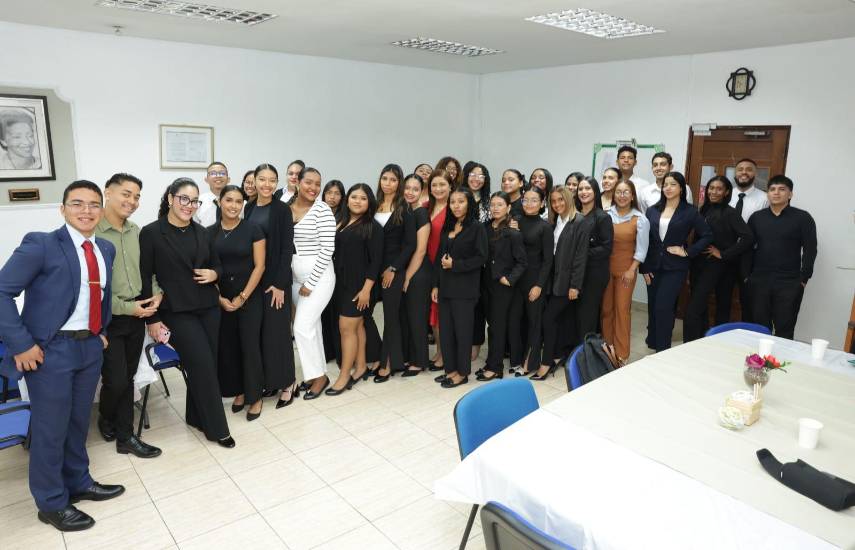 Estudiantes de la UP celebraron el Día del Relacionista Público con diferentes actividades