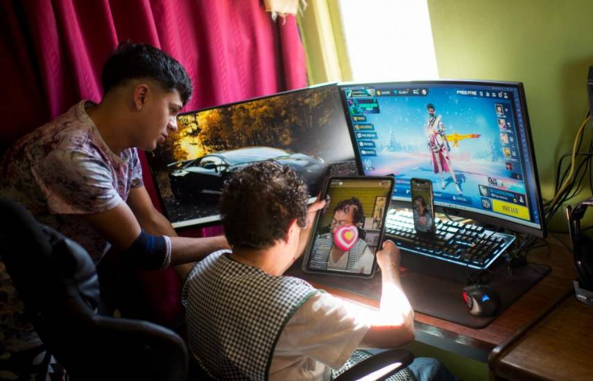 “Mami Nena”, la abuela chilena estrella de los videojuegos