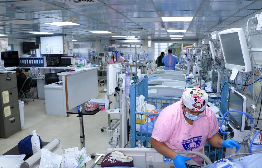 ML | Sala en el Hospital del Niño.