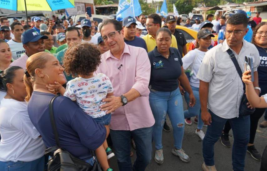 Torrijos presenta su plan de gobierno a moradores de Panamá Viejo