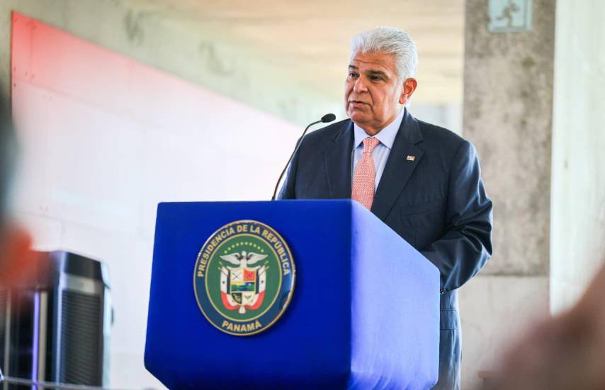Mulino viaja a Grecia para fortalecer la cooperación marítima, logística y turística