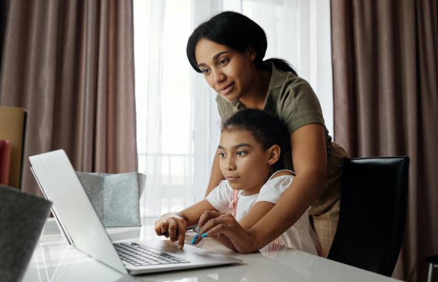 Guía para enseñar a los hijos a hacer un uso responsable y seguro del internet