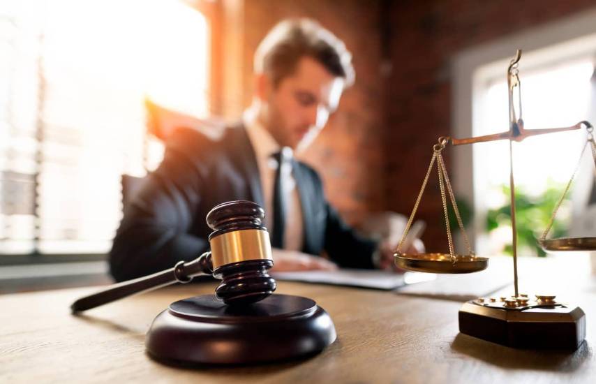 Nuevos abogados no tendrán que hacer examen de barra