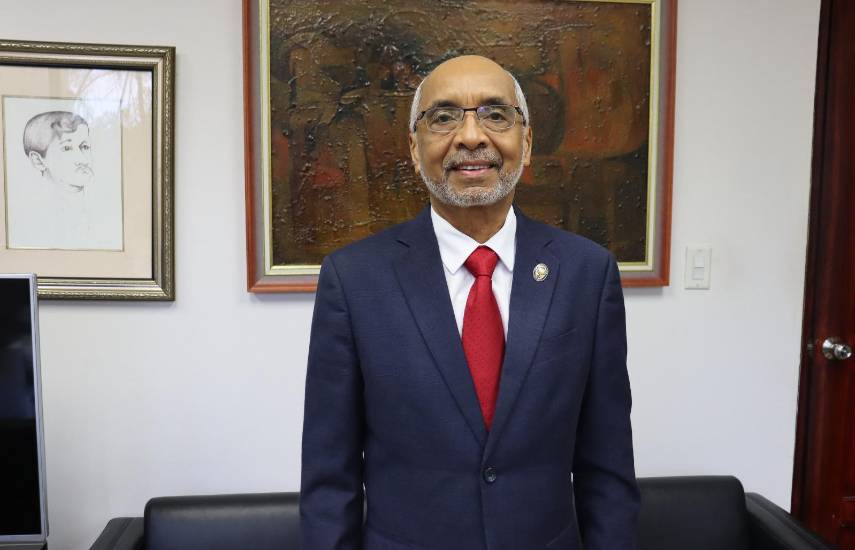 La IA presente en la campaña a la rectoría de la U. de Panamá