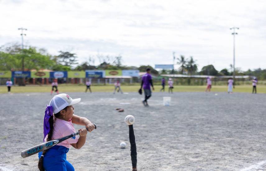Inculcando el sóftbol