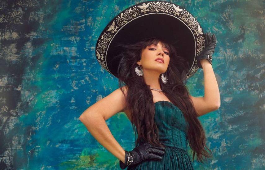 Lupita Infante presentará Premio Lo Nuestro 2025