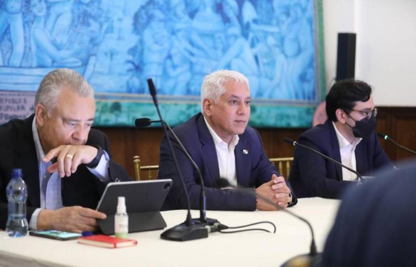 Proyectos viales en la comarca Ngäbe-Buglé avanzan para pronta entrega, afirma el Gobierno