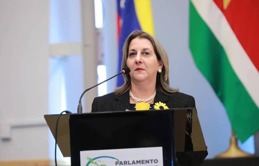 Ángela Russo es electa nueva defensora del pueblo con 37 votos en la Asamblea