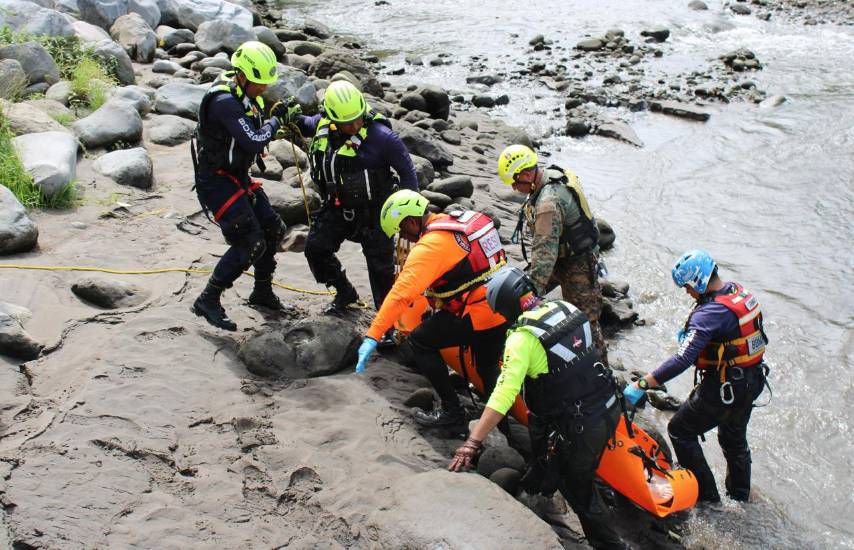 Hallan cuerpo de joven desaparecido en el cañón Macho de Monte