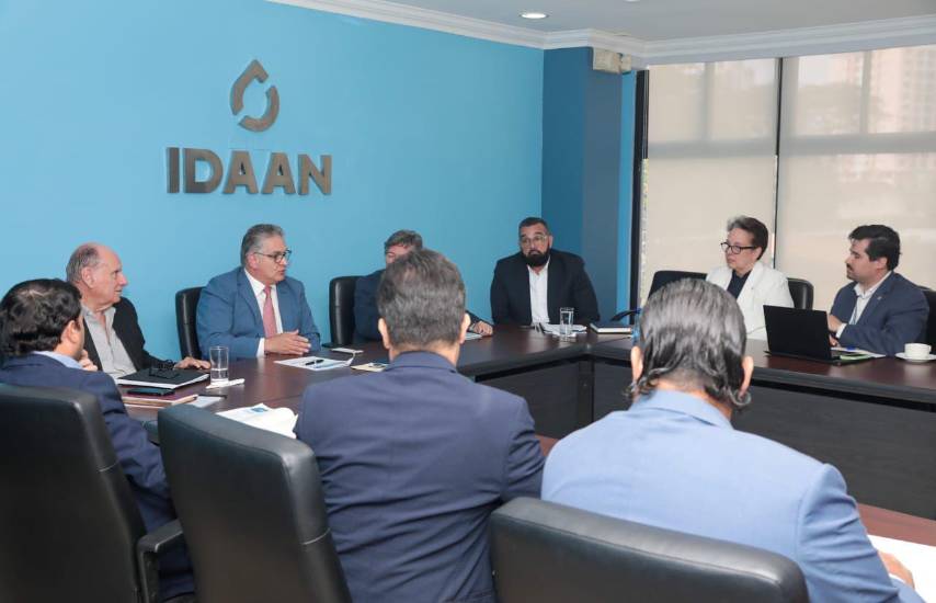 Gobierno coordina plan de acción para atender problemas de suministro de agua en el país