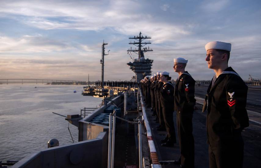 Poderoso portaviones USS Nimitz llegará el 29 de marzo