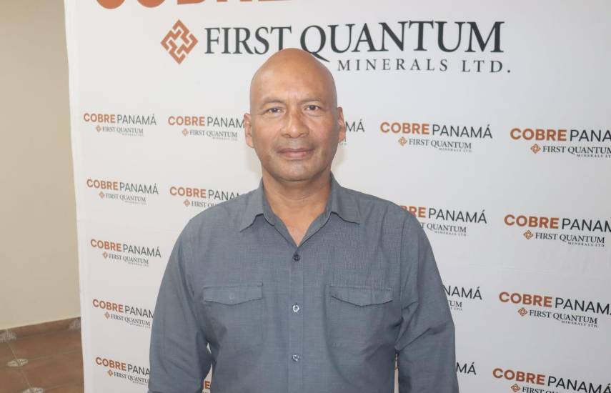 Cobre Panamá gradúa a 47 nuevos expertos en carpintería y fontanería