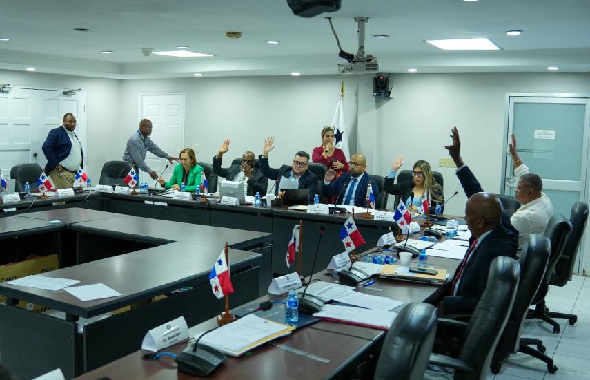 Diputados piden reasignar más de B/.199.1 millones en el Presupuesto