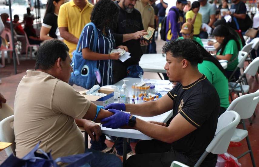 Feria para manipuladores de alimentos