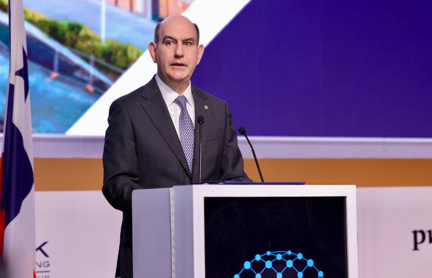 ML | Felipe Chapman.