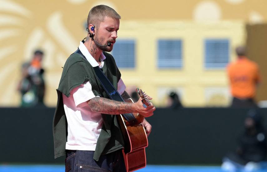 Madonna, Justin Bieber y el “efecto Odisea”: el verano griego de la jet set norteamericana