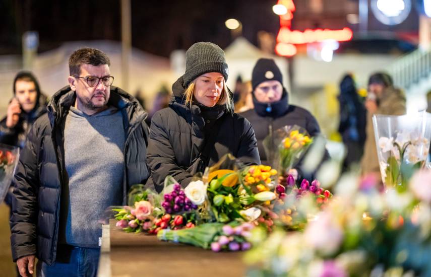 Unos 40 muertos por incendio en un bar de una estación de esquí suiza