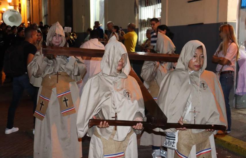 Todo listo para la Semana Santa en Casco Antiguo