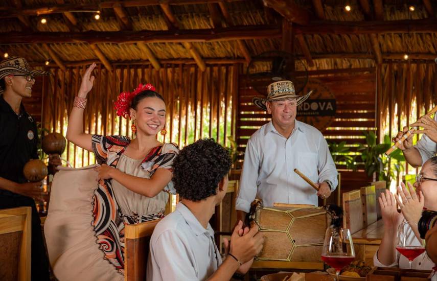 Empresarios de Panamá y Montería exploran nuevas alianzas turísticas y comerciales tras inauguración de ruta aérea