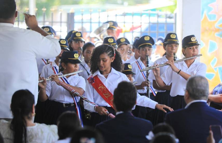 Alianza entre Naturgy y la Embajada de España fortalece la educación en Natá