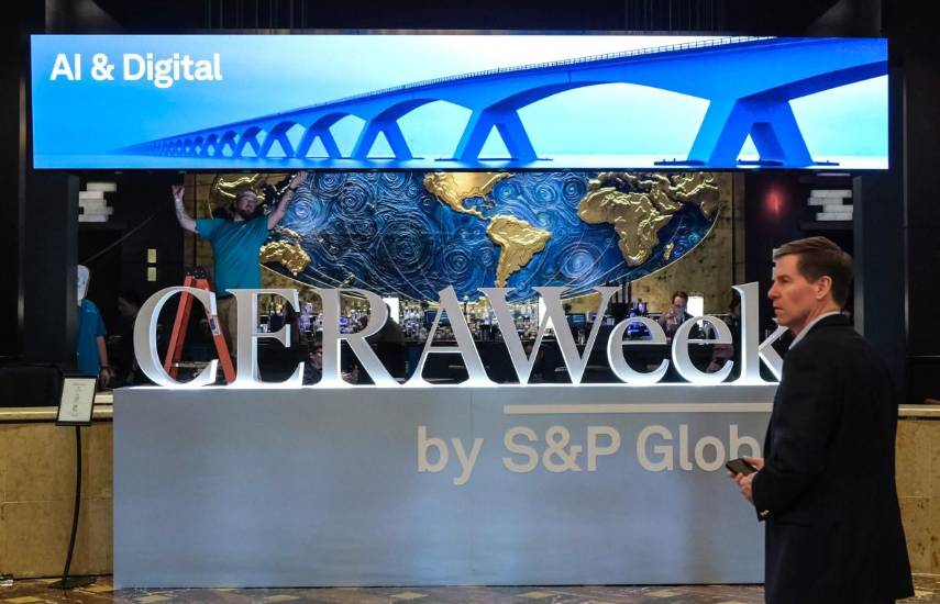 EEUU logra acuerdo con TotalEnergies para cambiar proyectos eólicos por petroleros