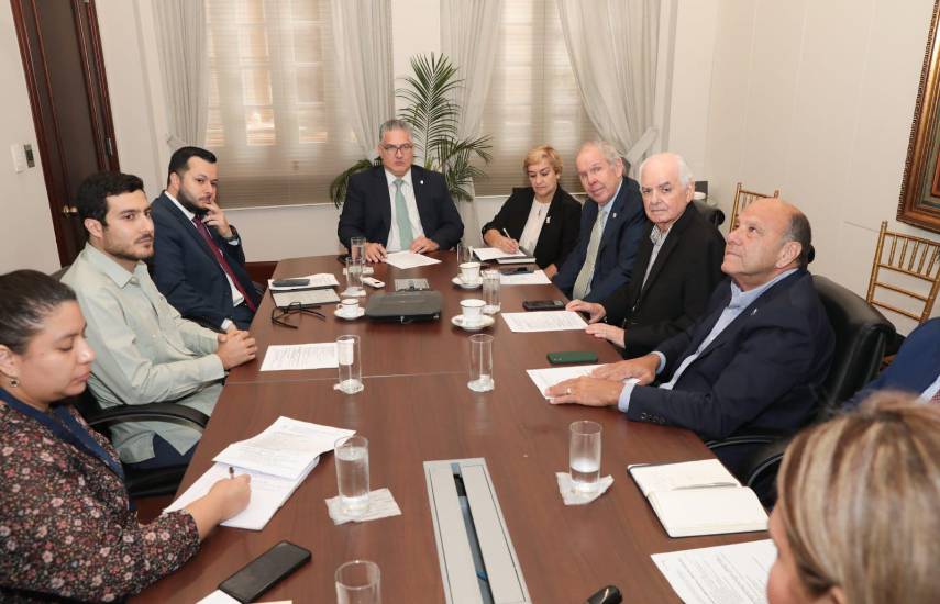 Gobierno trabaja en plan para promover las ventajas de Panamá en el Mundial de fútbol 2026