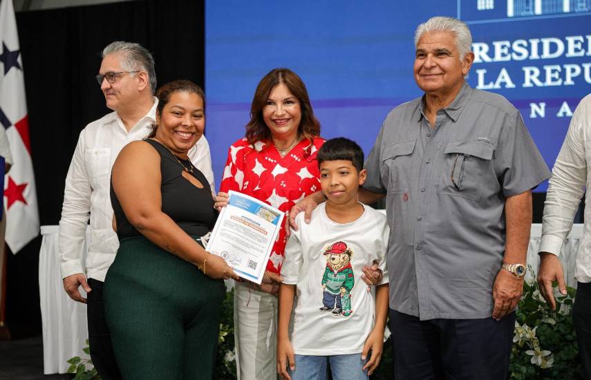 Gobierno entrega última fase de Ciudad Esperanza
