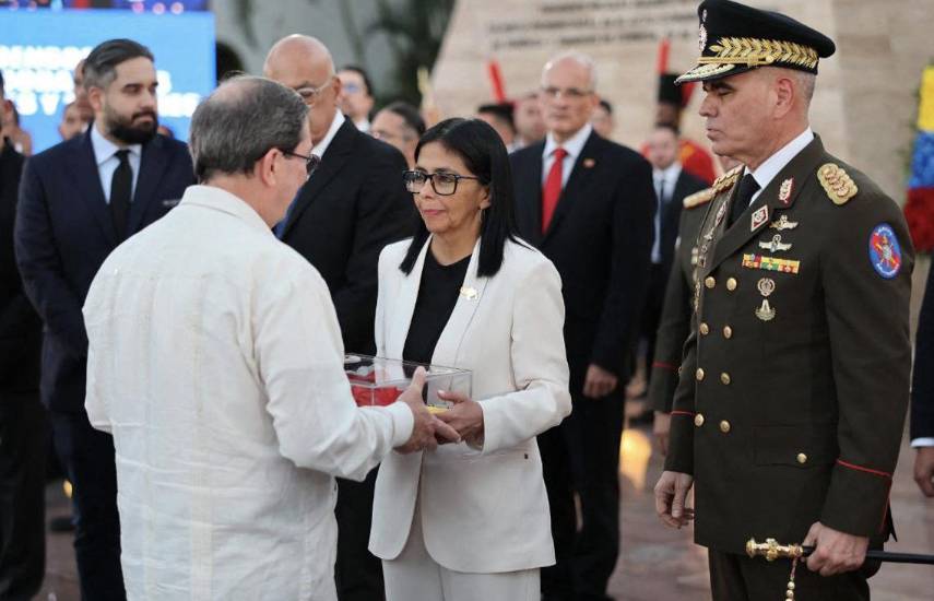 Venezuela y EEUU estudian reanudación de relaciones diplomáticas