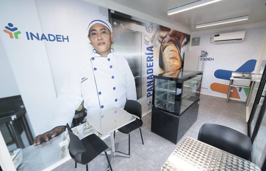 El INADEH habilita tres espacios de emprendimiento en cárcel de mujeres