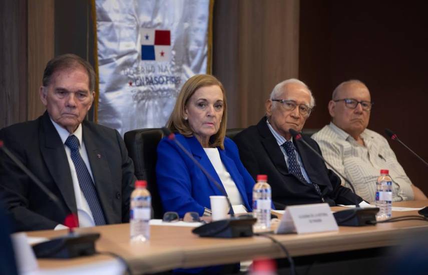Academia de la Historia vuelve para cuidar el legado del país