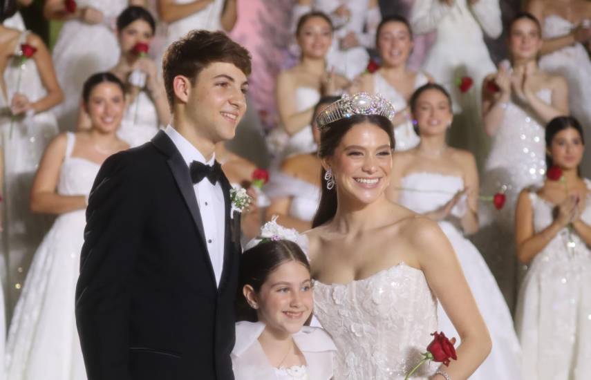 Ana Paula Maduro de Roux es la reina del Festival de Debutantes 2026